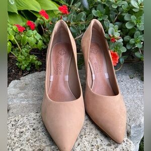 Woman’s Capodarte Giorno size 34 Pointy toe pumps